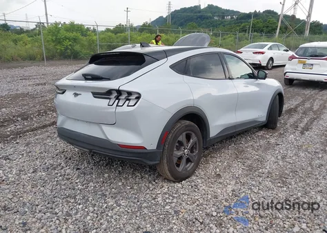 2023 Ford Mustang Mach-E Select z USA, uszkodzony, nr VIN 3FMTK1S5XPMA87642